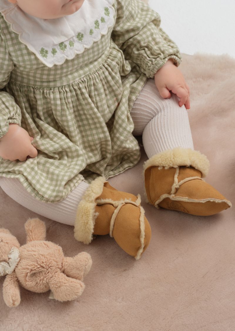 Minimoca Sweden Puff Baby and Toddler Moccasin in Taba