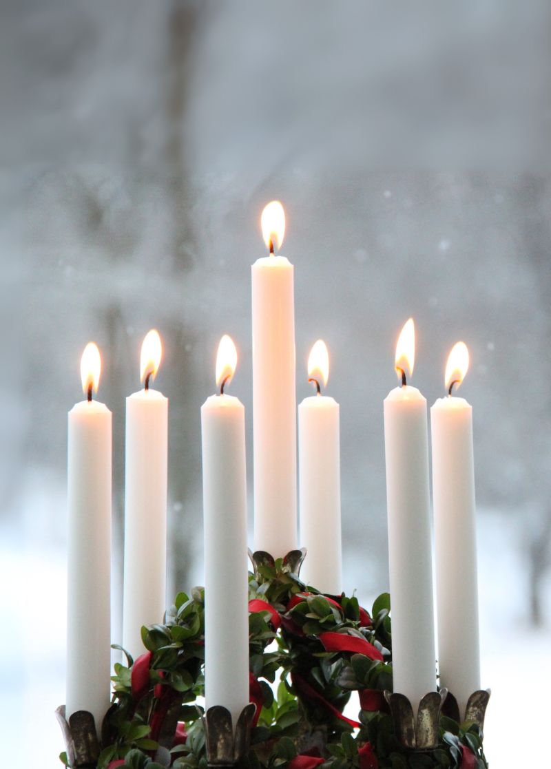 A photo of a Swedish Lucia crown with candles