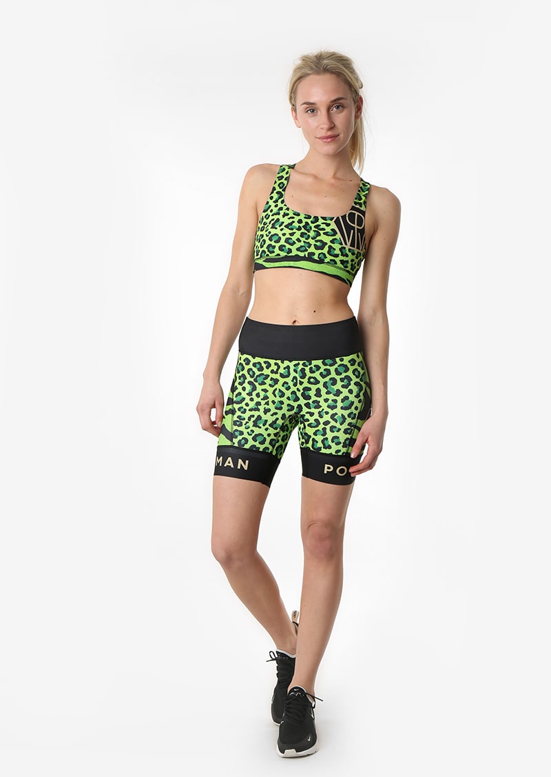 The Running Top in Kiwi Beach from Run Hot Top Collection by Power Woman is a high quality sport top specially designed for running, triathlon and swim run but also for swimming and other water sports.