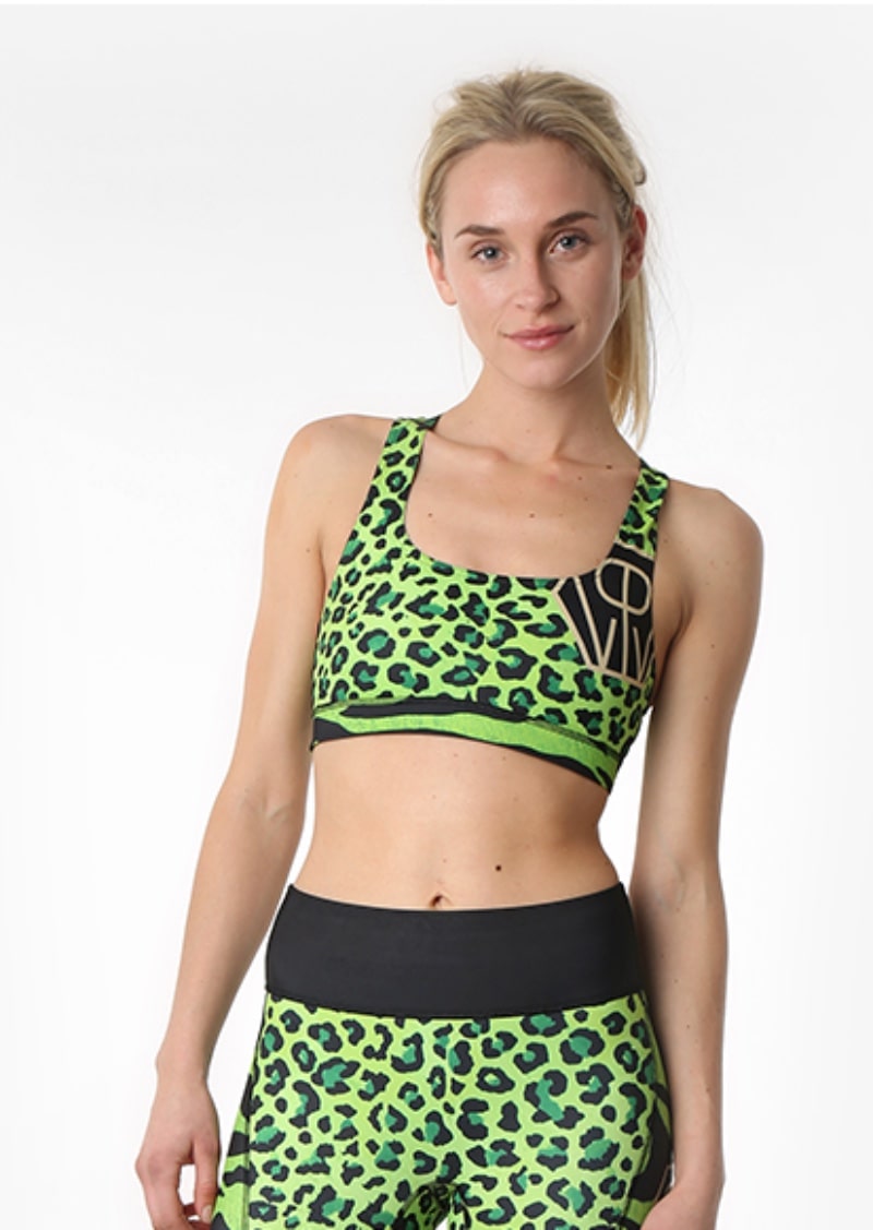 The Running Top in Kiwi Beach from Run Hot Top Collection by Power Woman is a high quality sport top specially designed for running, triathlon and swim run but also for swimming and other water sports.